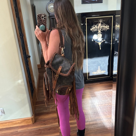 Revamped lv backpack - Picture 12 of 14